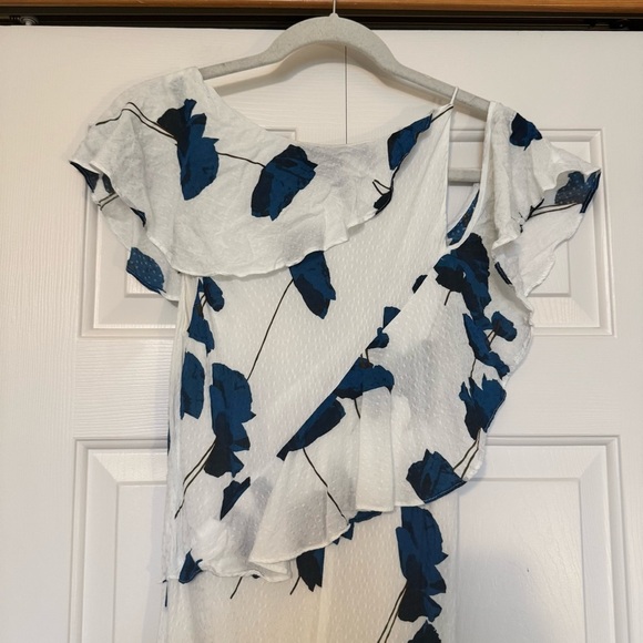 MICHELLE MASON Viscose One Shoulder Asymmetrical Hem Midi Dress - Picture 4 of 7